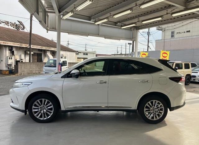 TOYOTA HARRIER PREMIUM 2018 full
