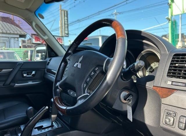 MITSUBISHI PAJERO LONG SUPER EXCEED 2013 full