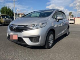 HONDA FIT 13G F PACKAGE 2016