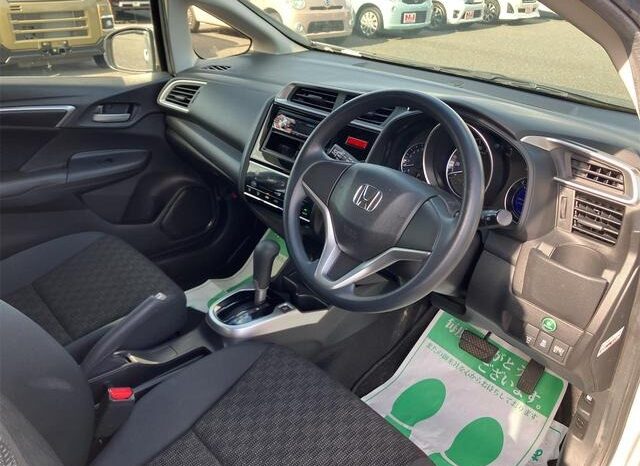 HONDA FIT 13G F PACKAGE 2016 full