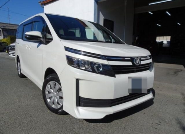 TOYOTA VOXY X 2017 full