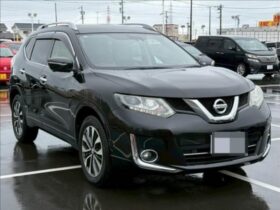 NISSAN X-TRAIL MODE PREMIER 2015