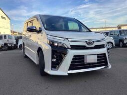 TOYOTA VOXY ZS KIRAMEKI II 2020 full