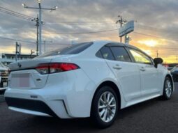 TOYOTA COROLLA HYBRID S 2020 full