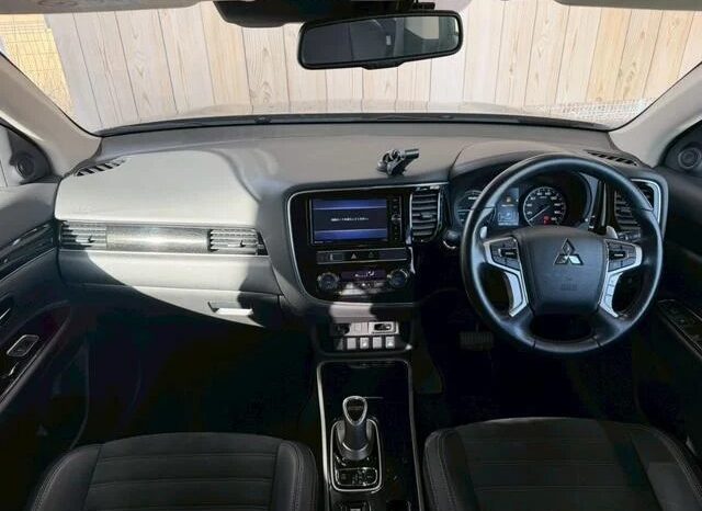 MITSUBISHI OUTLANDER PHEV G LIMITED EDITION 2019 full